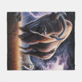 Buffalo en Wolf in een onweersbui met bliksem Fleece Deken (Voorkant (Horizontaal))