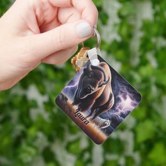 Buffalo en Wolf in een onweersbui met bliksem Sleutelhanger (Hand)