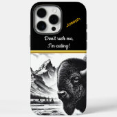 Buffalo Grazing beroemd gemaakt door Rugged Mounta Case-Mate iPhone Case (Achterkant)