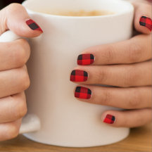 Buffalo Plaid Nail Art Olympien Effort Design