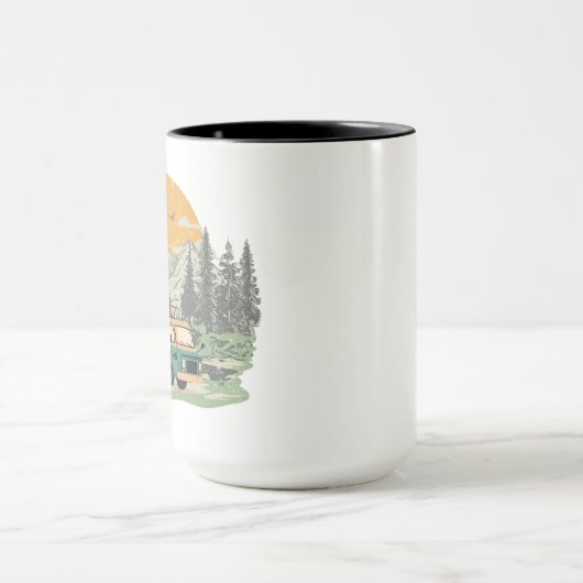 Bug-Out Boss Camper Van Adventure in de bergen Mok (Midden)