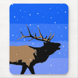 Bugelend eland in de winter - originele natuurgetr muismat