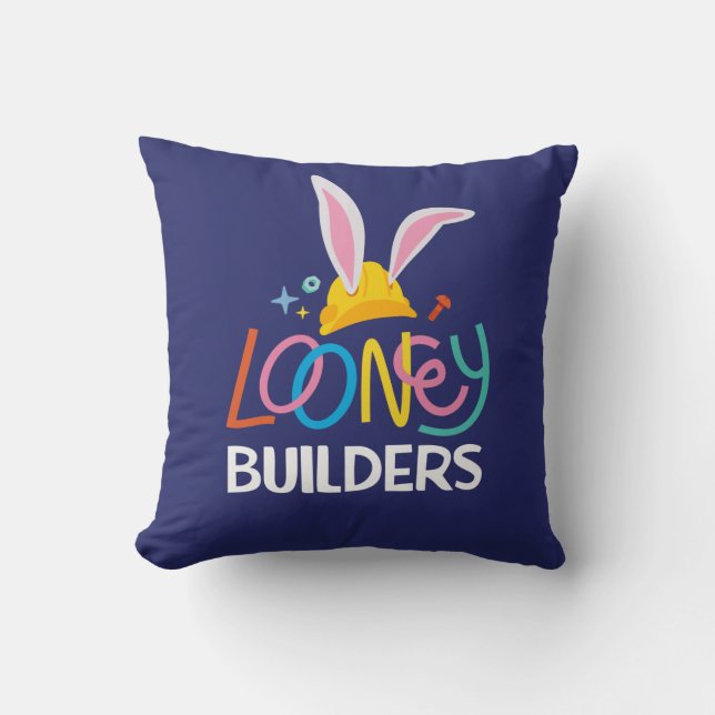 BUGS BUNNY BUILDERS™| Hard Hat Gestapeld Logo Kussen (Voorkant)