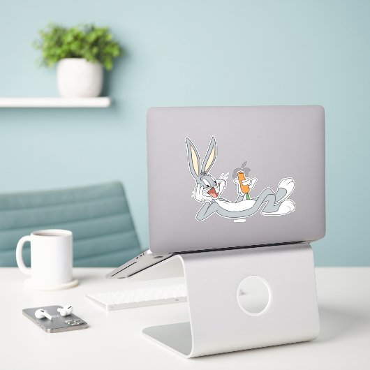 BUGS BUNNY™ Wit-neer Sticker (Laptop op bureau)
