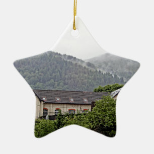 BuildingInTheHills Keramisch Ornament