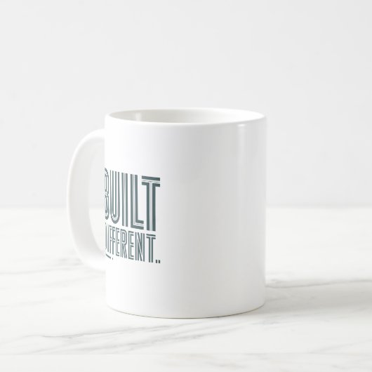 Built Different Statement Mug (Devant gauche)