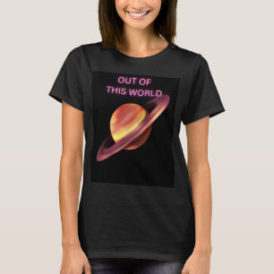 Buiten deze wereld neon roze Saturnus grafische T- T-shirt