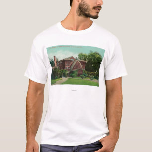 Buiten Uitzicht van de Hearst Hall, U van CA T-shirt