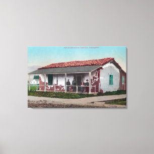 Buiten Uitzicht van een Oude Adobe HomeVentura, CA Canvas Afdruk