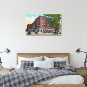 Buiten Uitzicht van het Carlton Hotel Canvas Afdruk (Insitu (Slaapkamer))