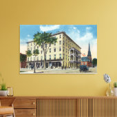 Buiten Uitzicht van het De Witt Hotel Canvas Afdruk (Insitu (Woonkamer))