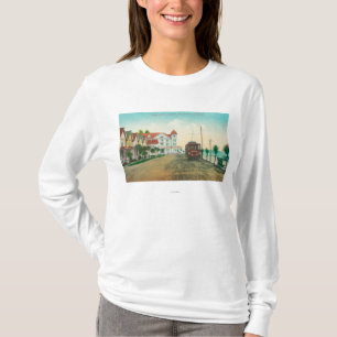 Buiten Uitzicht van het Hotel Capitola en Cottages T-shirt