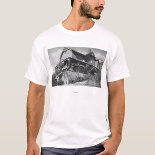 Buiten Uitzicht van het Hotel Glen Orchy T-shirt