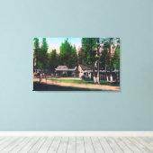 Buiten Uitzicht van het Loch Lomond Resort Canvas Afdruk (Insitu (Houten vloer))