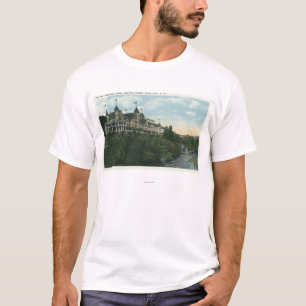 Buiten Uitzicht van het Pleasant Hotel # 2 T-shirt