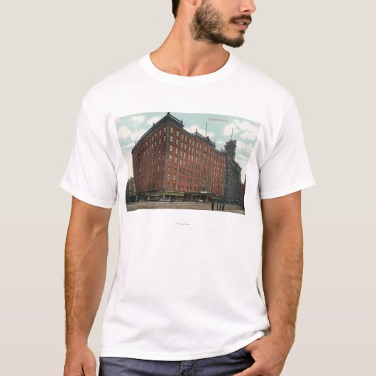 Buiten Uitzicht van het Powers Hotel T-shirt (Voorkant)