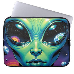 Buitenaards gezicht met planeten en reflecties in laptop sleeve