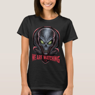 Buitenaards wezen met gloeiende groene ogen We kij T-shirt
