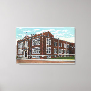 Buitenste Uitzicht van de St. Mary's School en Hal Canvas Afdruk