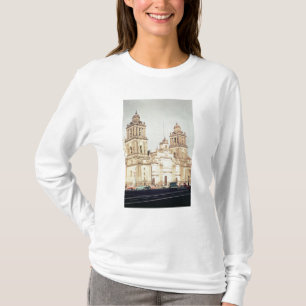 Buitenzijde van de kathedraal van Mexico City T-shirt