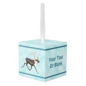 Bull Cariou (rendier) op sneeuw Kubus Ornament (Achter hoekig)