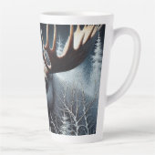 Bull Moose in dikke borstel en pijnbomen Latte Mok (Rechts)
