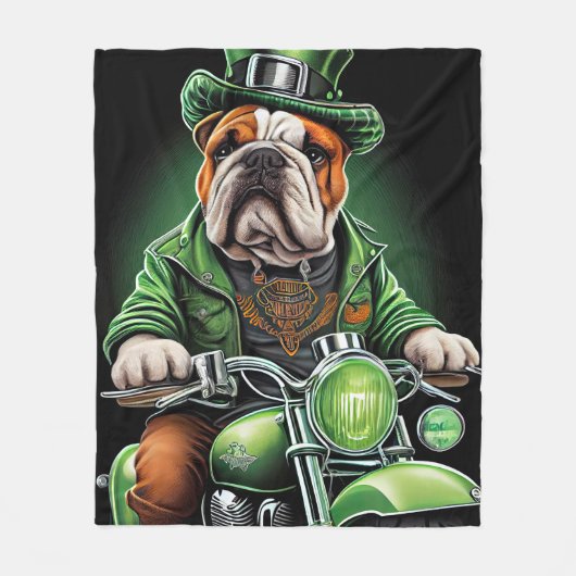 Bulldog Driving Bike St. Patrick's Day Fleece Deken (Voorkant)