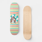 Bulldog; Heldere regenboogstrepen Skateboard (Voorkant)