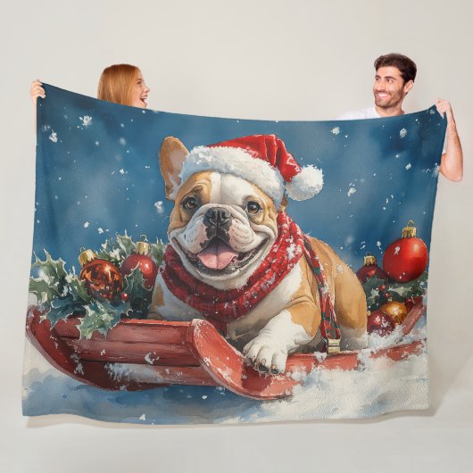 Bulldog in Sledge Laat het sneeuwen Kerstmis Fleece Deken (In situ)