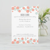 Bulles de corail et de menthe Confetti Invitations (Debout devant)