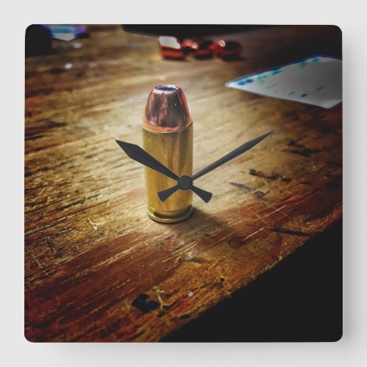 Bullet Clock Vierkante Klok (Voorkant)