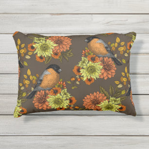 Bullfinch op herfstfloralen buitenkussen