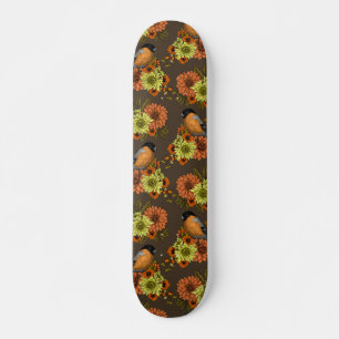 Bullfinch op herfstfloralen skateboard