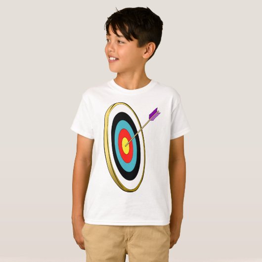 Bullseye boogschieten doel met pijl raken centrum t-shirt (Voorkant volledig)