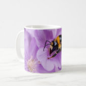 Bumble Bee op Pink Flowers Mok (Voorkant links)