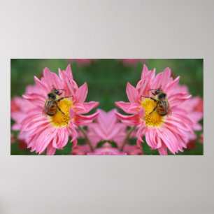 Bumble Bee op Roze Daisy Flower Mirror Abstract Poster