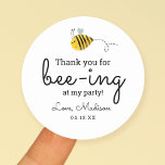 Bumble Bee Party Merci Favoriser les étiquettes<br><div class="desc">Bumble abeille étiquettes de faveur,  abeille étiquettes de cadeau,  abeille autocollants d'anniversaire,  bumble abeille autocollants de fête d'anniversaire,  miel abeille étiquette de faveur</div>