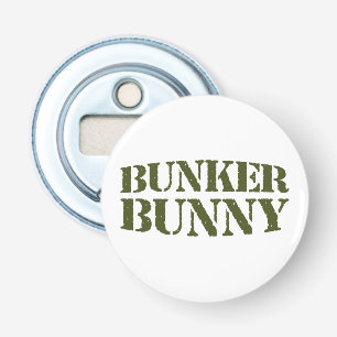 BUNKER BUNNY BUTTON FLESOPENER