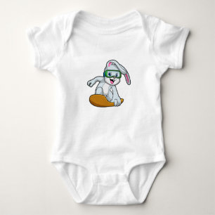 Bunny als Snowboarder met Snowboard Romper