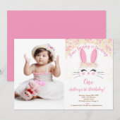 Bunny anniversaire photo invitation rose et or 1er (Devant / Derrière)