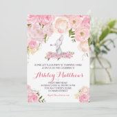 Bunny anniversaire rose Belle Invitation Florale, (Debout devant)