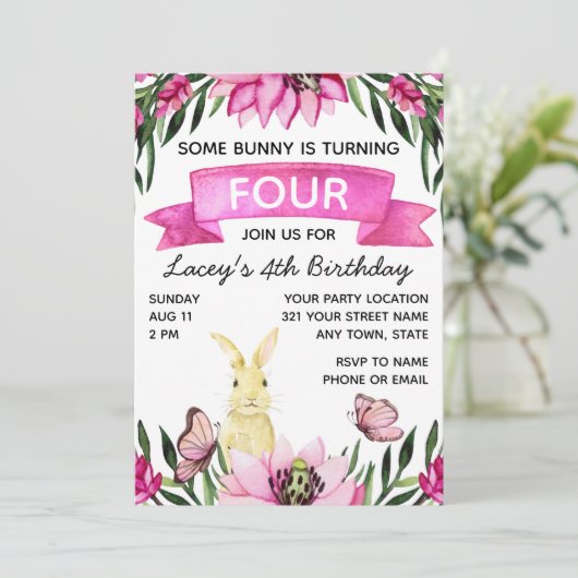 Bunny Invitation d'anniversaire (Debout devant)