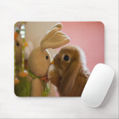 Bunny Kissing "Stuffed Speelgoed Bunny" Mousepad Muismat (Met muis)