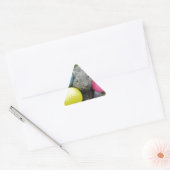 Bunny met roze blauw geel ei driehoek sticker (Envelop)