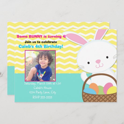 Bunny Rabbit Pasen Verjaardag Foto Uitnodiging (Voorkant / Achterkant)