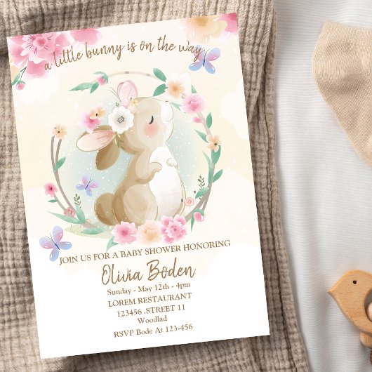Bunny Rabbit rose fille Baby shower Invitation