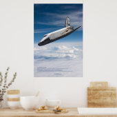 Buran-ruimtevliegtuig dat door wolken daalt poster (Keuken)