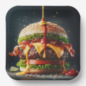 Burger met spatende saus papieren bordje (Voorkant)