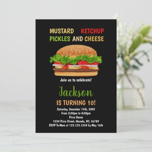 Burger noir rouge vert Invitations d'anniversaire (Debout devant)