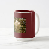 Burgundy Apple Blossom Design Tweekleurige Koffiemok (Voorkant rechts)